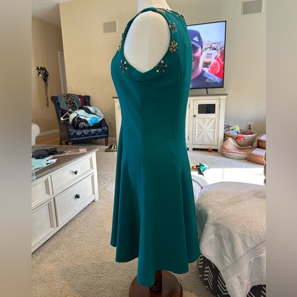 Belle Badgley Miscka Emerald Dress NWT - Picture 2 of 5